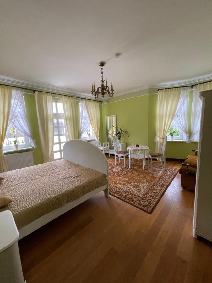 Dworek Katarzynki Kobylnica  Extérieur photo