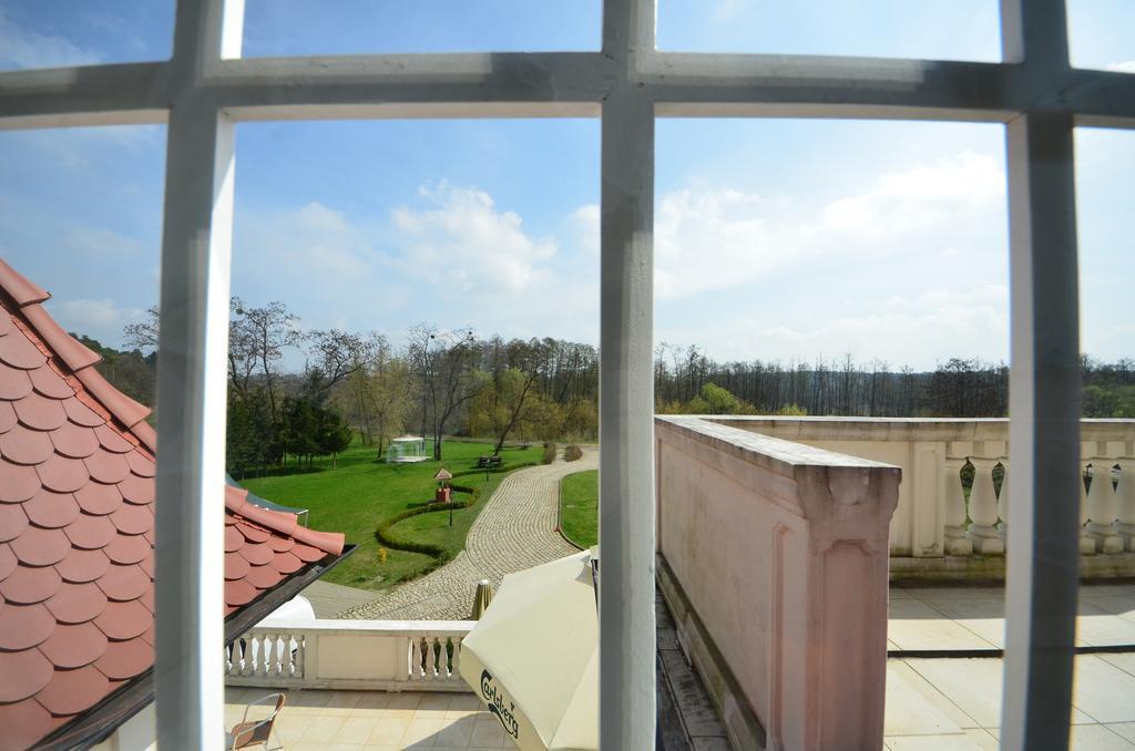 Dworek Katarzynki Kobylnica  Extérieur photo