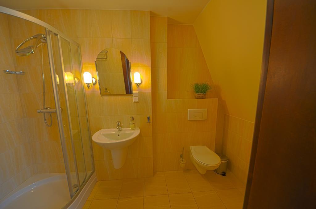 Dworek Katarzynki Kobylnica  Extérieur photo