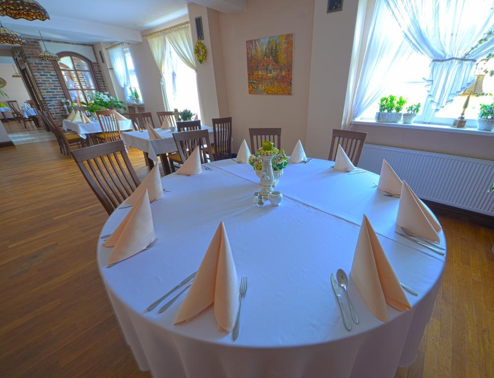 Dworek Katarzynki Kobylnica  Extérieur photo
