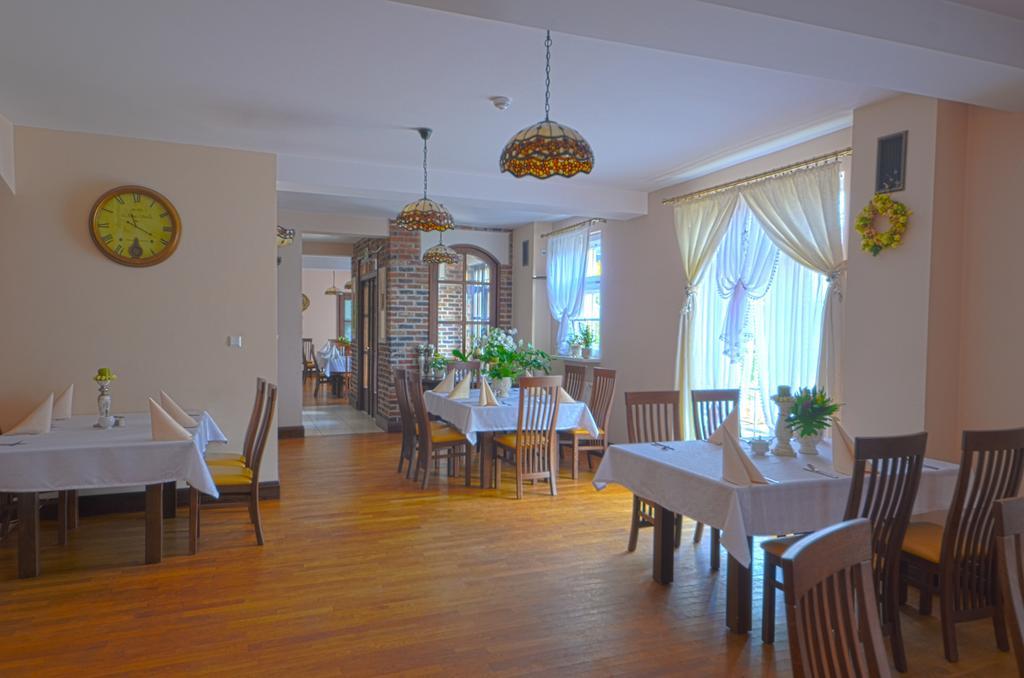 Dworek Katarzynki Kobylnica  Extérieur photo